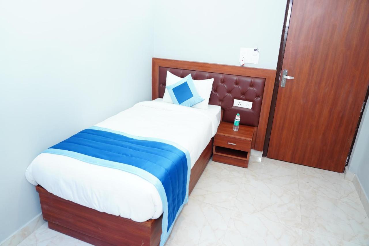 Expomart Inn Greater Noida Exterior foto