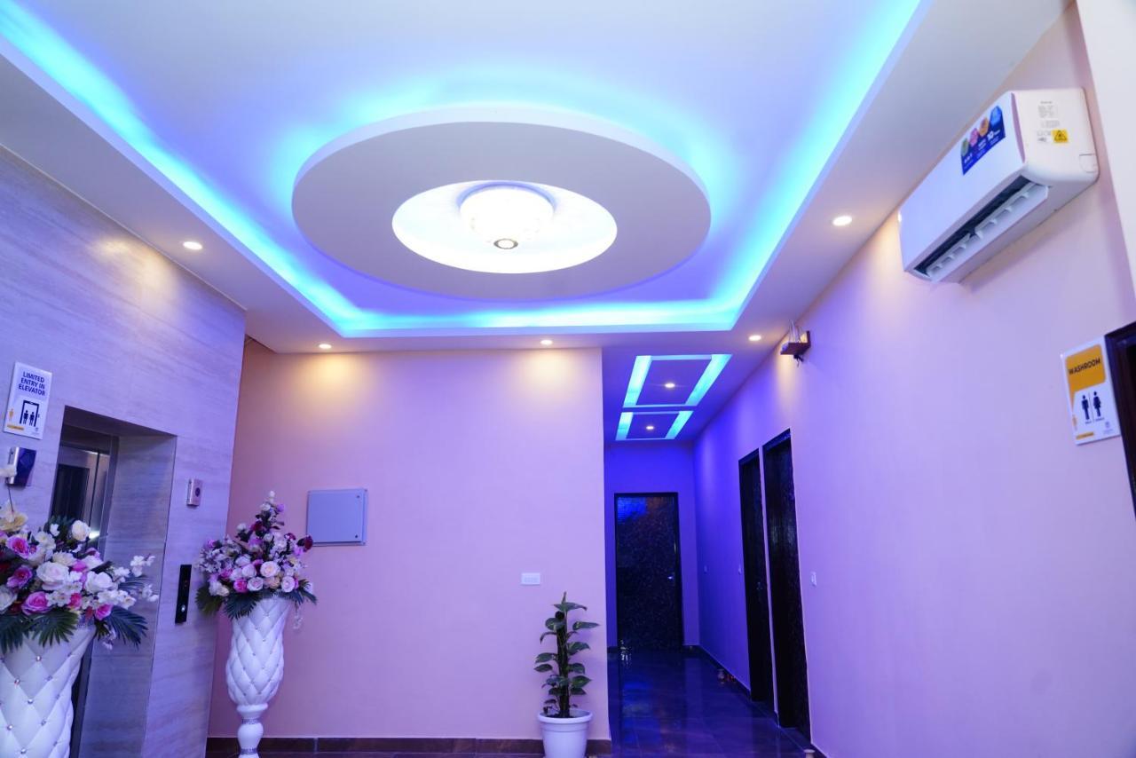 Expomart Inn Greater Noida Exterior foto