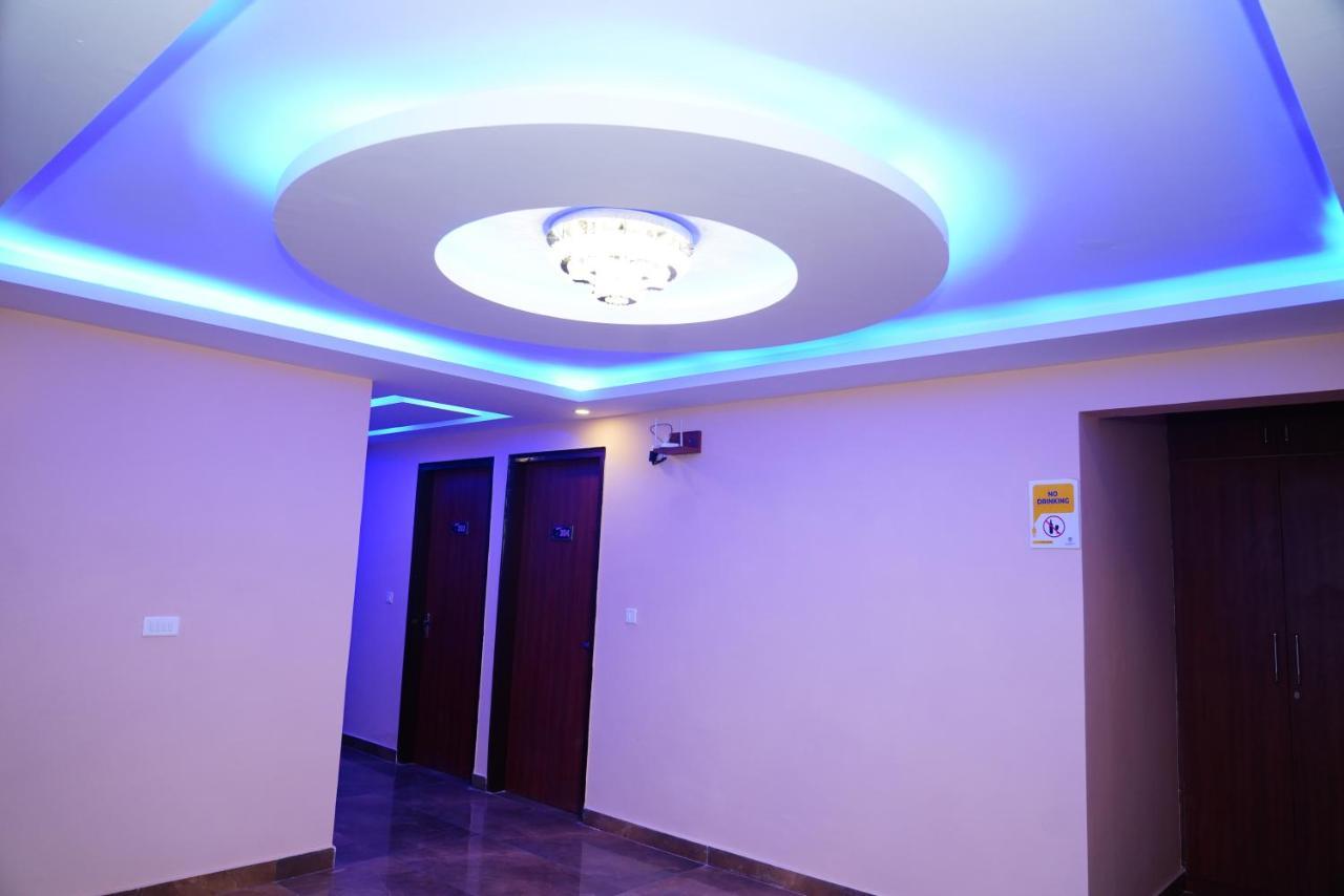 Expomart Inn Greater Noida Exterior foto
