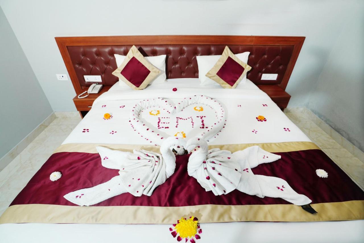 Expomart Inn Greater Noida Exterior foto